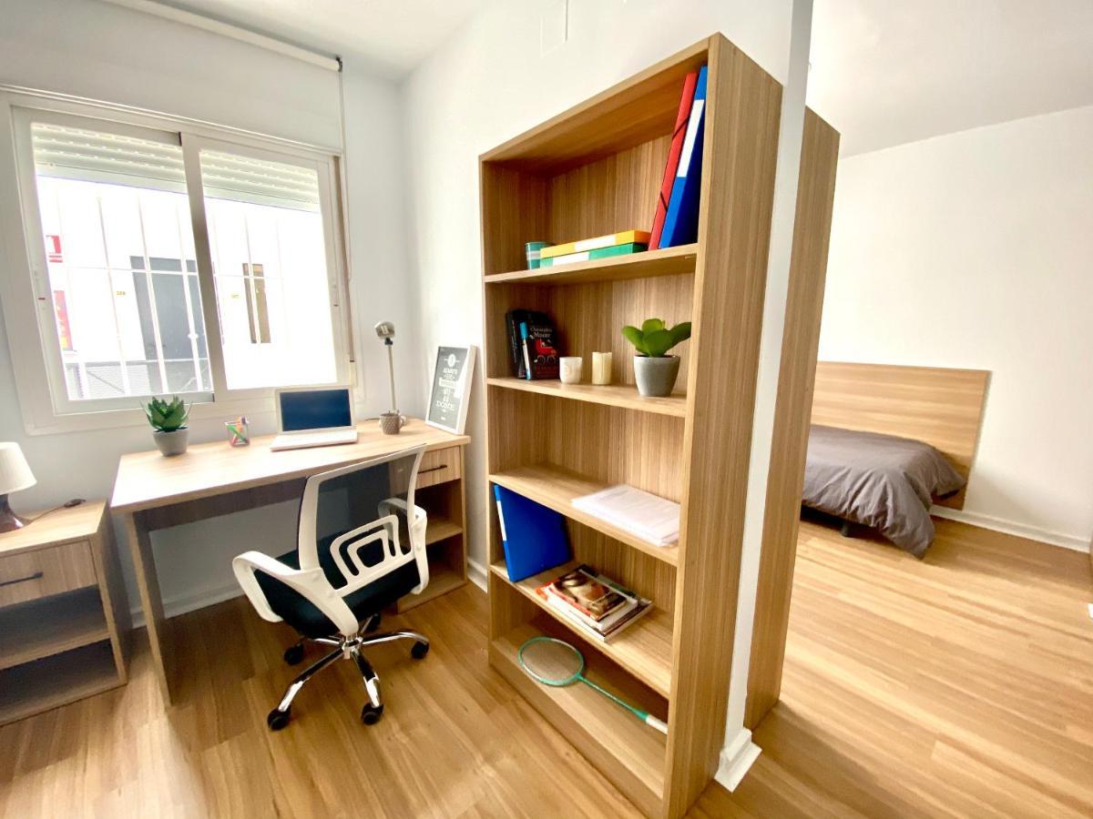 Micampus Malaga Student Residence Экстерьер фото