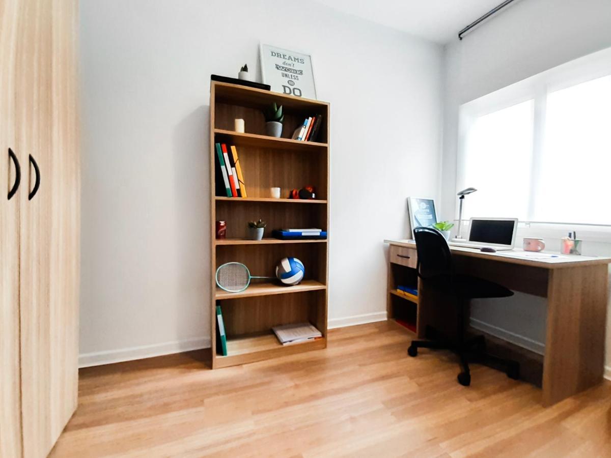 Micampus Malaga Student Residence Экстерьер фото