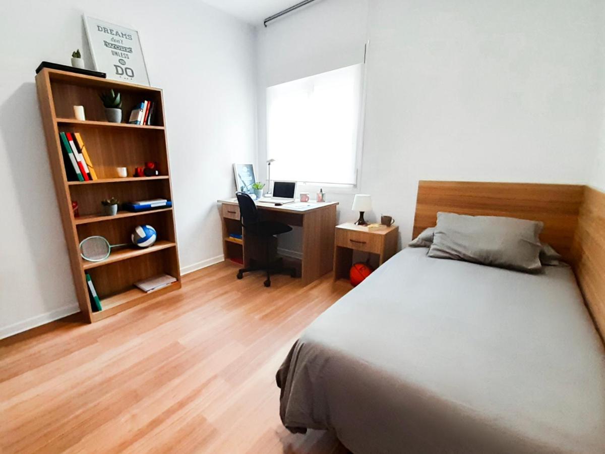 Micampus Malaga Student Residence Экстерьер фото