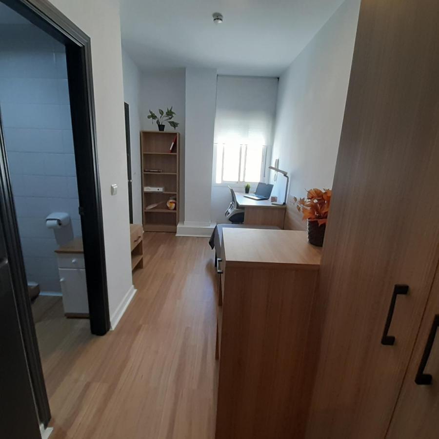 Micampus Malaga Student Residence Экстерьер фото