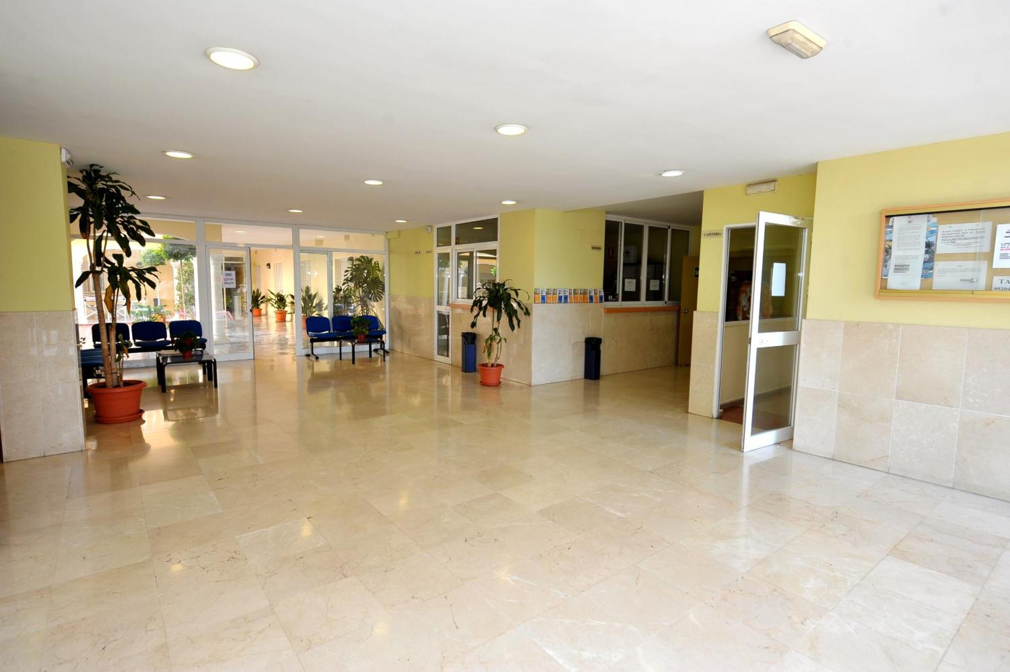 Micampus Malaga Student Residence Экстерьер фото